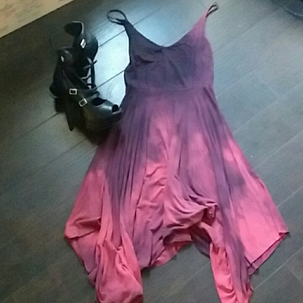 Backless dress